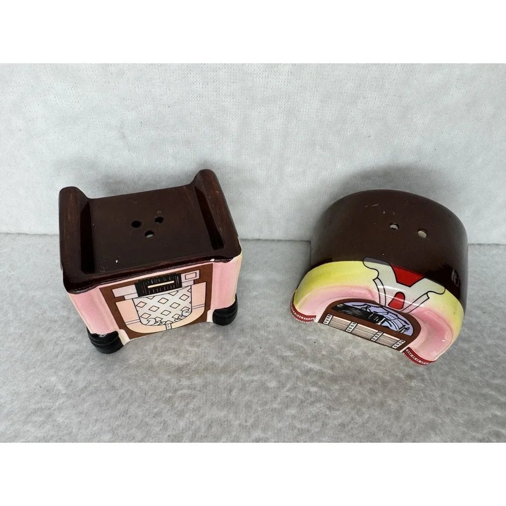 Jukebox Salt and Pepper Shakers Five and Dime Sarsaparilla Deco Designs VTG 1986